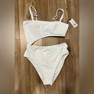 WHITE CUT OUT ONE PIECE BIKINI (186)